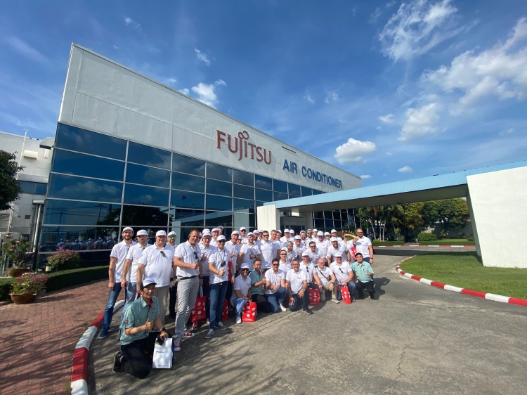 Klima-Therm Group's sales team with a visit to a FUJITSU plant in Thailand